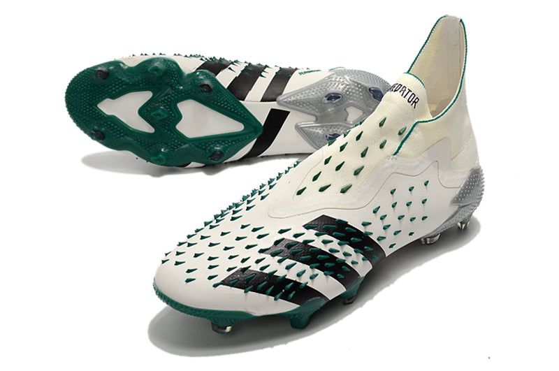 Chuteira Adidas PREDATOR FREAK