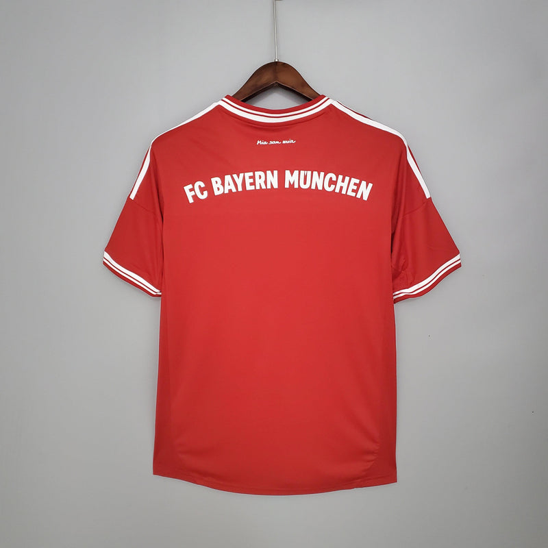 Camisa Retrô Bayern de Munique 2013/14 Home Champions League Edition - ResPeita Sports